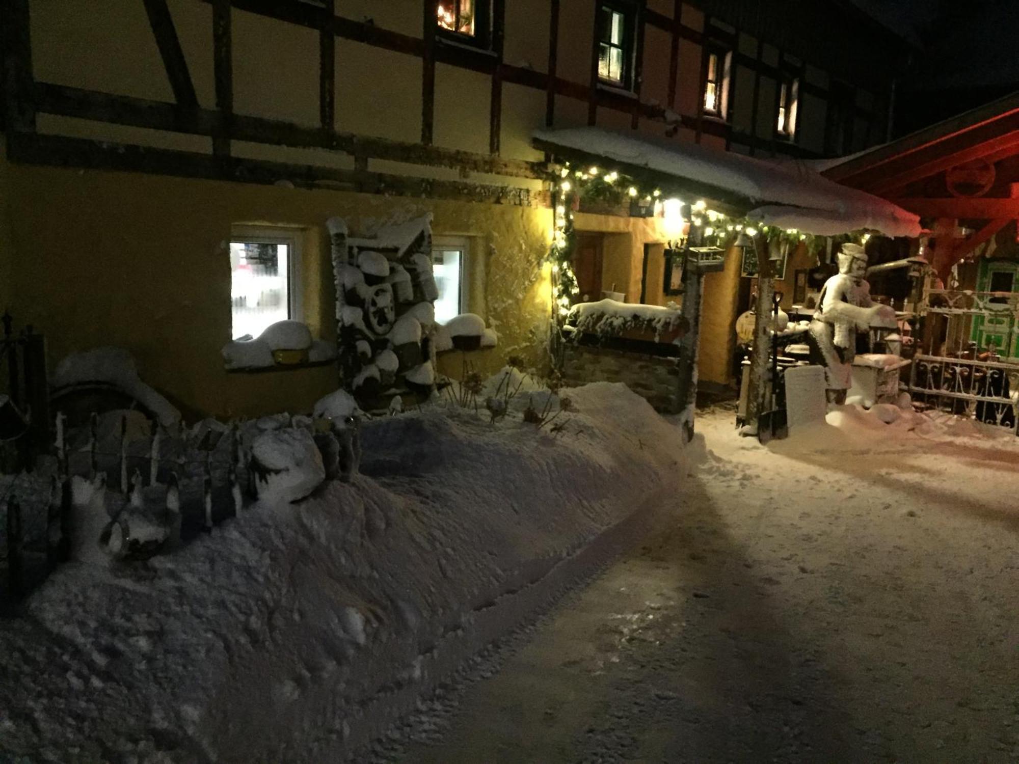 Hotel Olbernhau Mit Sauna - Kleines Landhotel Zur Ofenschenke Exterior photo